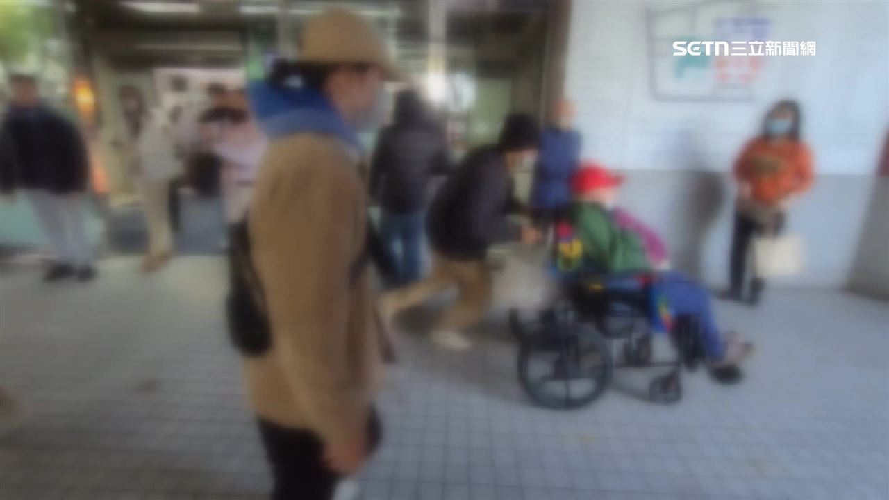 102歲人瑞突娶69歲看護　子女衝醫院搶人：豈有此理